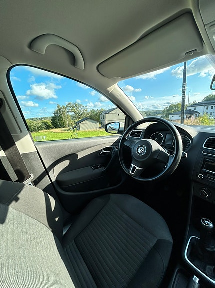 Volkswagen Polo 9 of 9