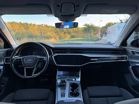 Audi A6 11 of 15