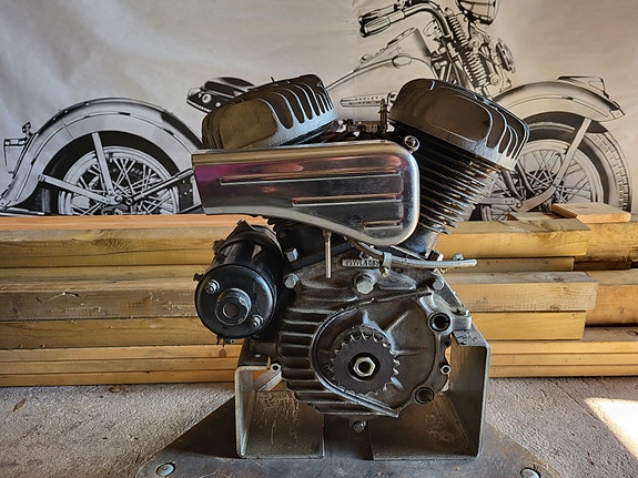 Harley-Davidson 750 lillsida WLA och WLC 8 of 9