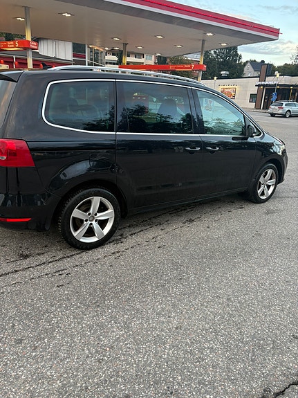 Volkswagen Sharan 4 of 8