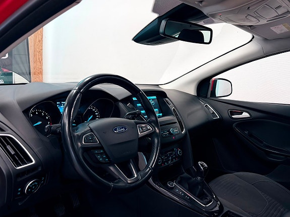 Ford Focus 11 of 17