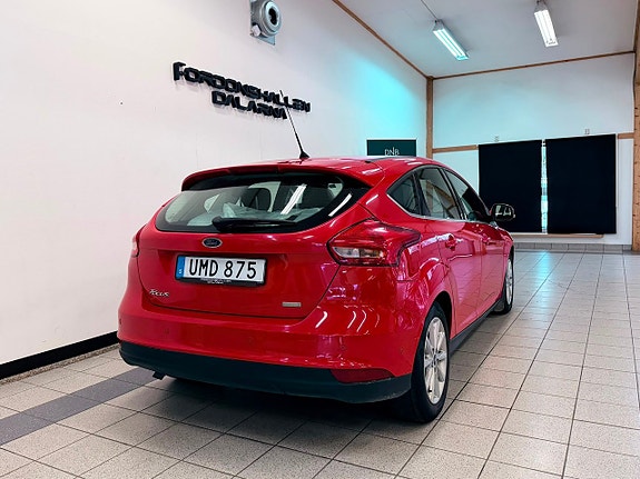 Ford Focus 7 of 17