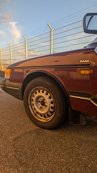 Saab 900 6 of 18