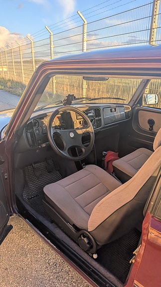 Saab 900 8 of 18