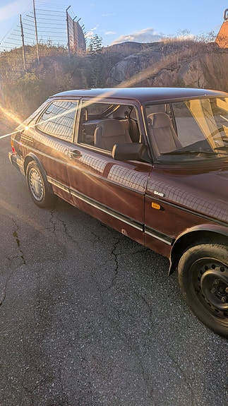 Saab 900 5 of 18