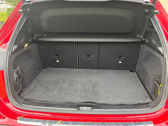 Mercedes-Benz GLA200 9 of 9