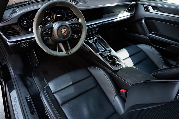 Porsche 911 23 of 30
