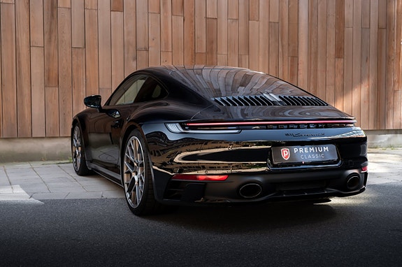 Porsche 911 10 of 30