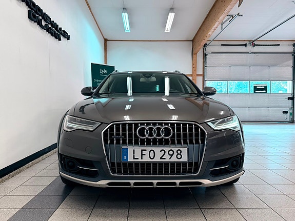 Audi A6 allroad 2 of 26