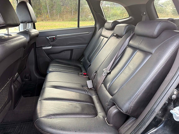Hyundai Santa Fe 7 of 8