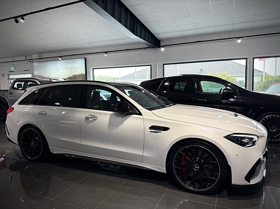 Mercedes-Benz C63 30 of 30