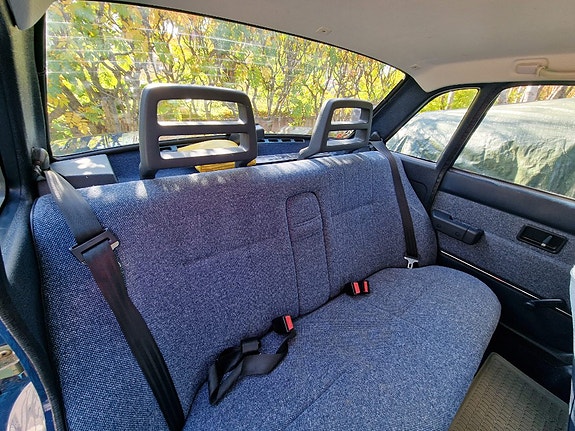 Volvo 240 6 of 12
