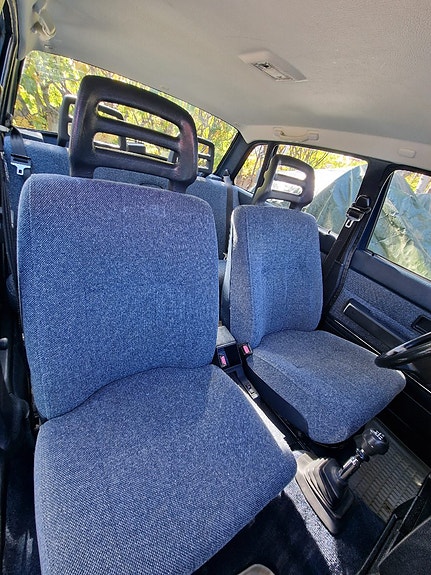 Volvo 240 3 of 12