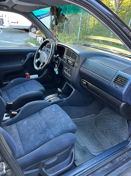 Volkswagen Golf III 8 of 11