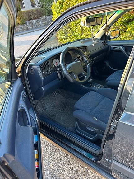 Volkswagen Golf III 6 of 11