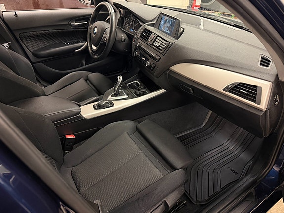 BMW 118d 9 of 12