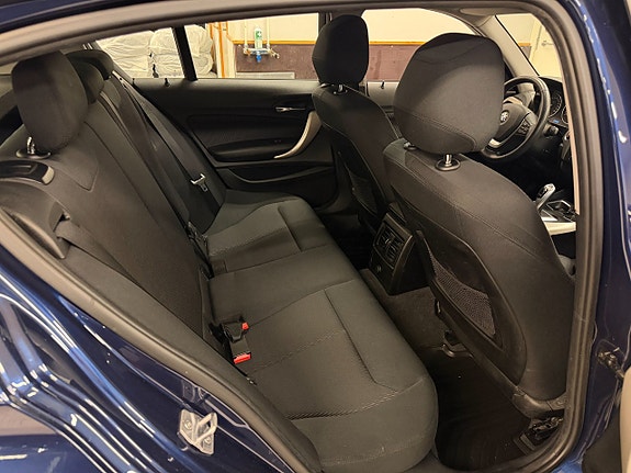 BMW 118d 11 of 12