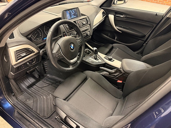 BMW 118d 8 of 12