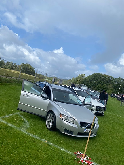Volvo V50 3 of 17