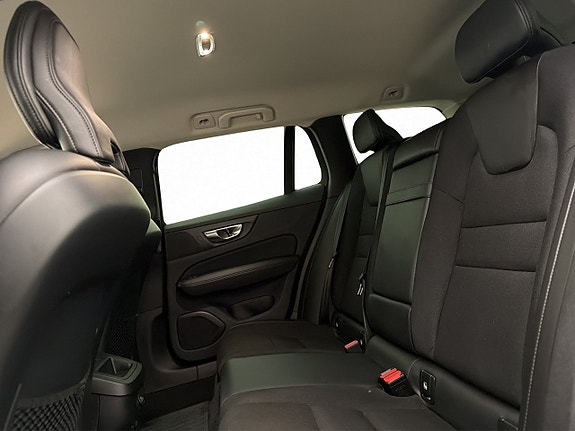 Volvo V60 13 of 29