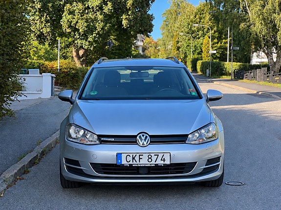Volkswagen Golf VII 2 of 10