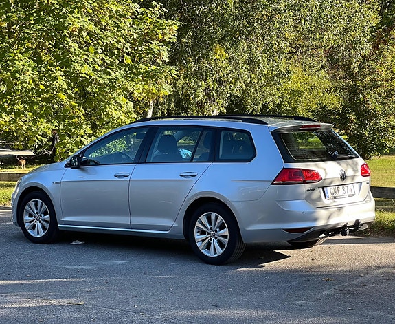 Volkswagen Golf VII 7 of 10