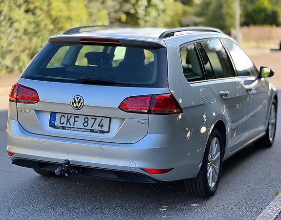 Volkswagen Golf VII 3 of 10
