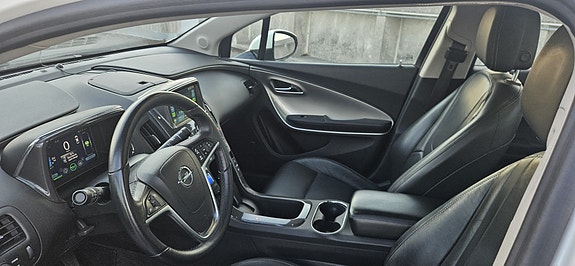 Opel Ampera 5 of 9