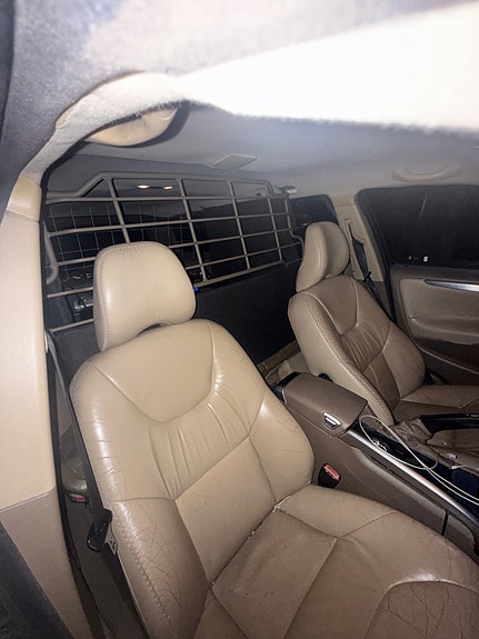 Volvo XC70 5 of 10