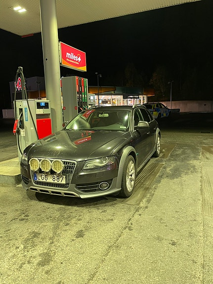 Audi A4 allroad 12 of 12