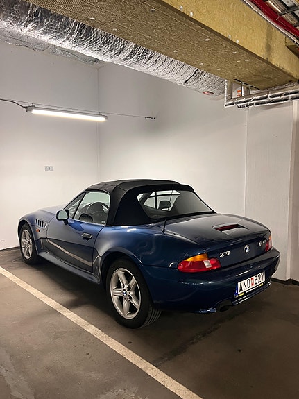 BMW Z3 2 of 6