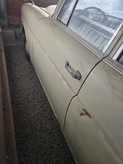 Mercedes-Benz 200 D 5 of 8