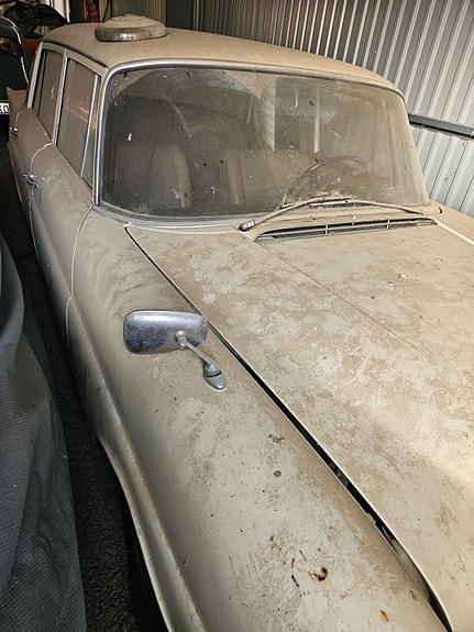 Mercedes-Benz 200 D 3 of 8