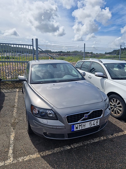 Volvo S40 6 of 6
