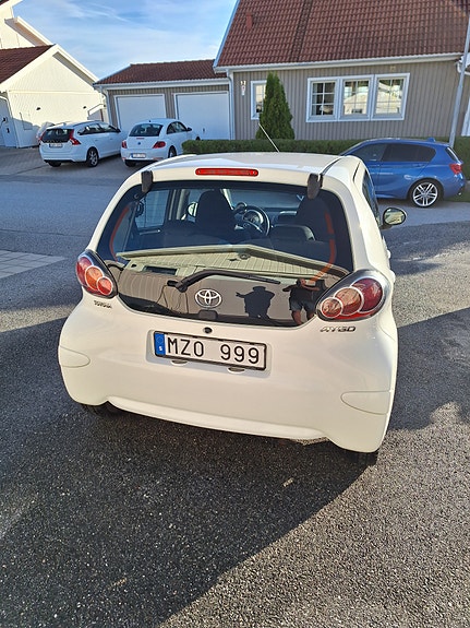 Toyota Aygo 5 of 7