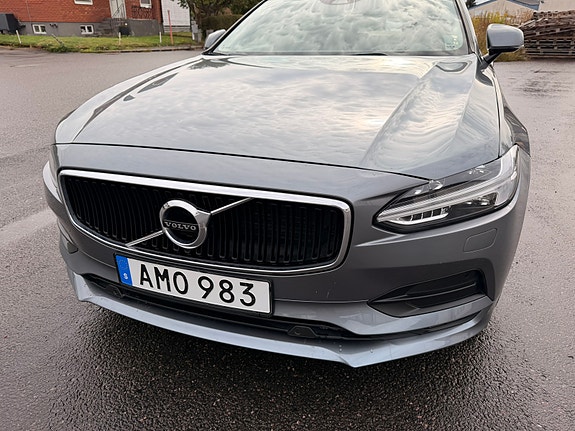 Volvo V90 10 of 22