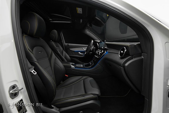 Mercedes-Benz GLC63 17 of 20