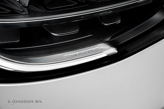 Mercedes-Benz GLC63 9 of 20