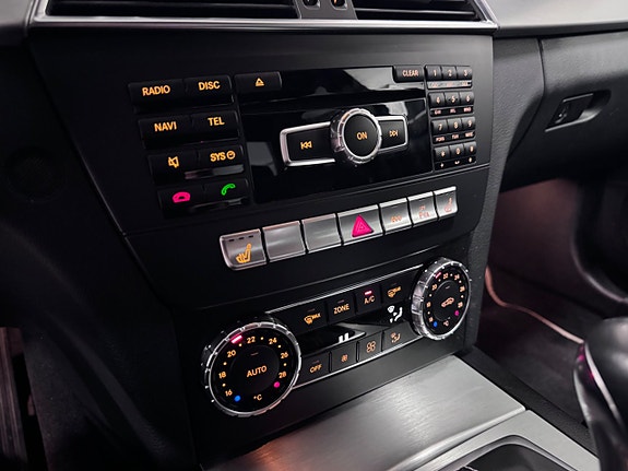 Mercedes-Benz C180 16 of 20