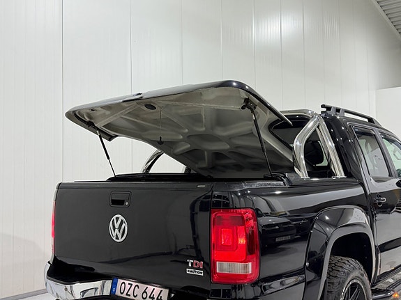 Volkswagen Amarok 8 of 15