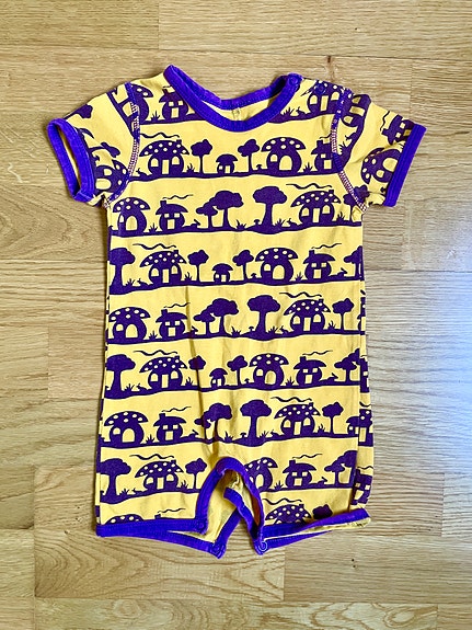 Product image 1 of 3