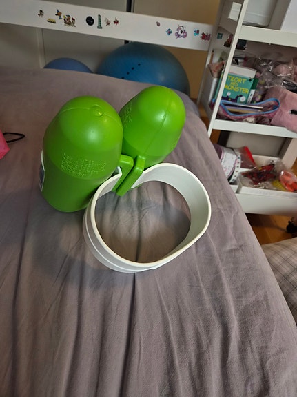 Product image 1 of 2