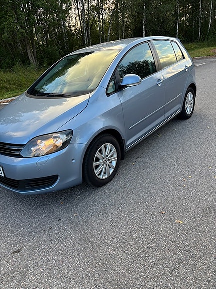 Volkswagen Golf Plus 2 of 6