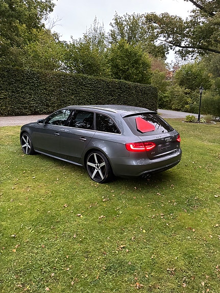 Audi A4 3 of 7