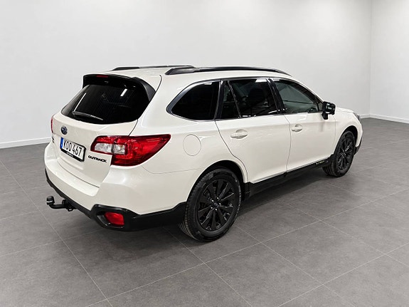 Subaru Outback 3 of 15