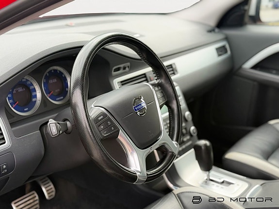 Volvo V70 10 of 18