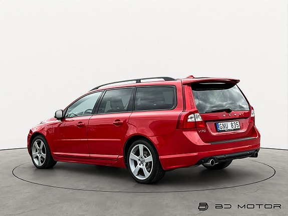 Volvo V70 7 of 18