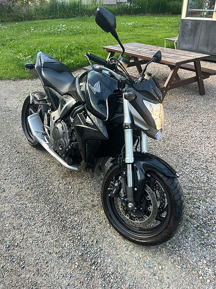 Honda CB1000R 5 of 6