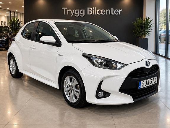 Toyota Yaris 7 of 23