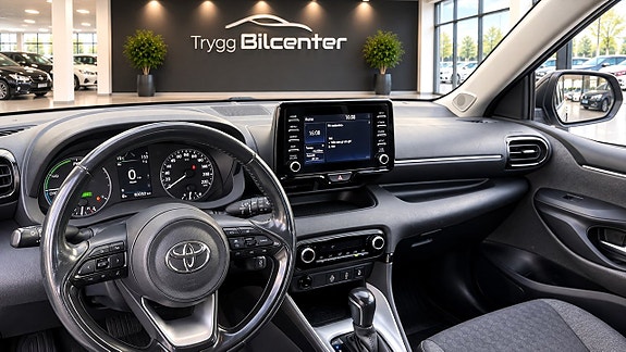 Toyota Yaris 15 of 23